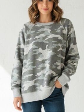 Aerie Women Medium Grey Camo Oversized Crewneck Pullover Sweatshirt Cozy Lounge